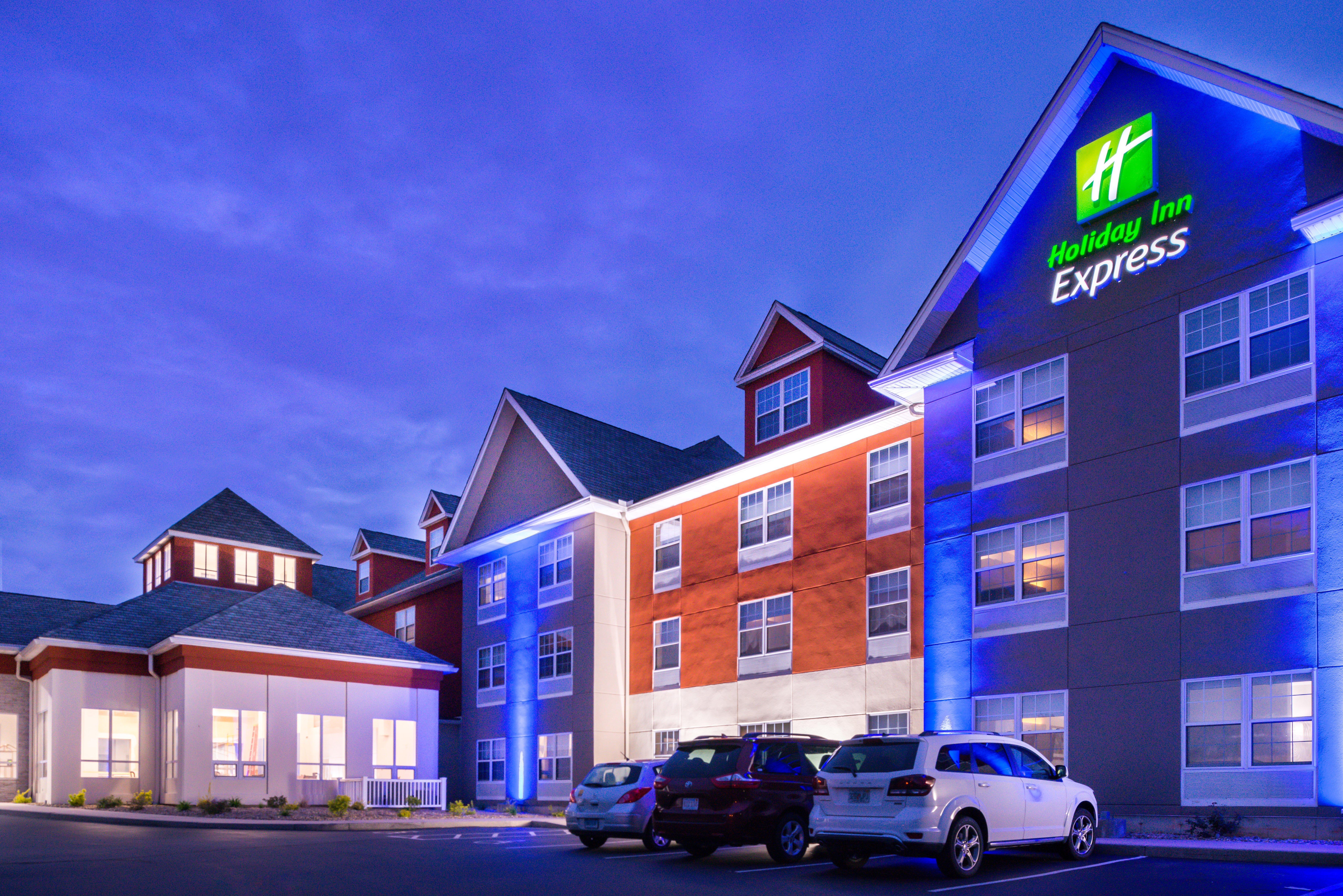 Holiday Inn Express Mystic, An Ihg Hotel Eksteriør billede