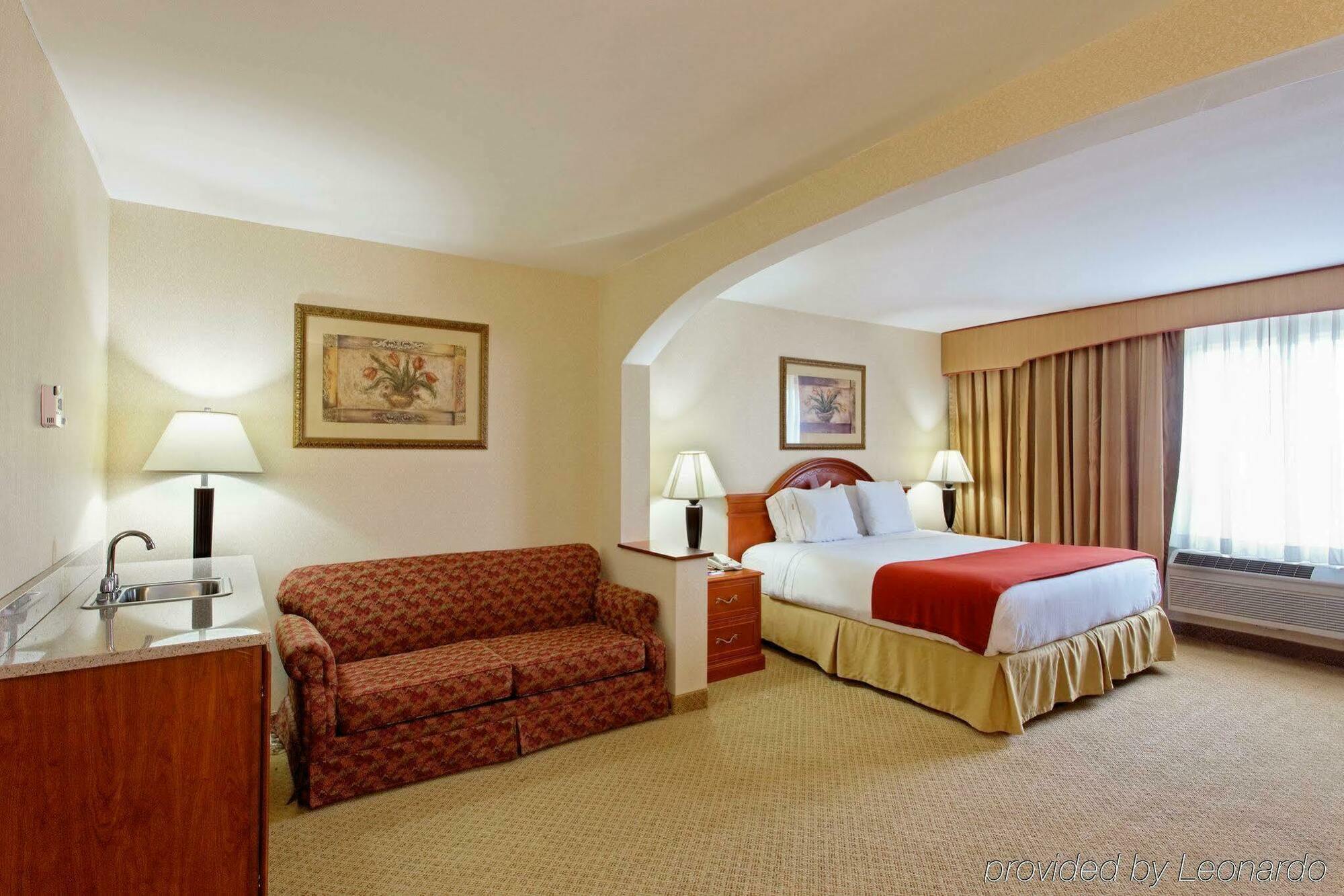 Holiday Inn Express Mystic, An Ihg Hotel Eksteriør billede